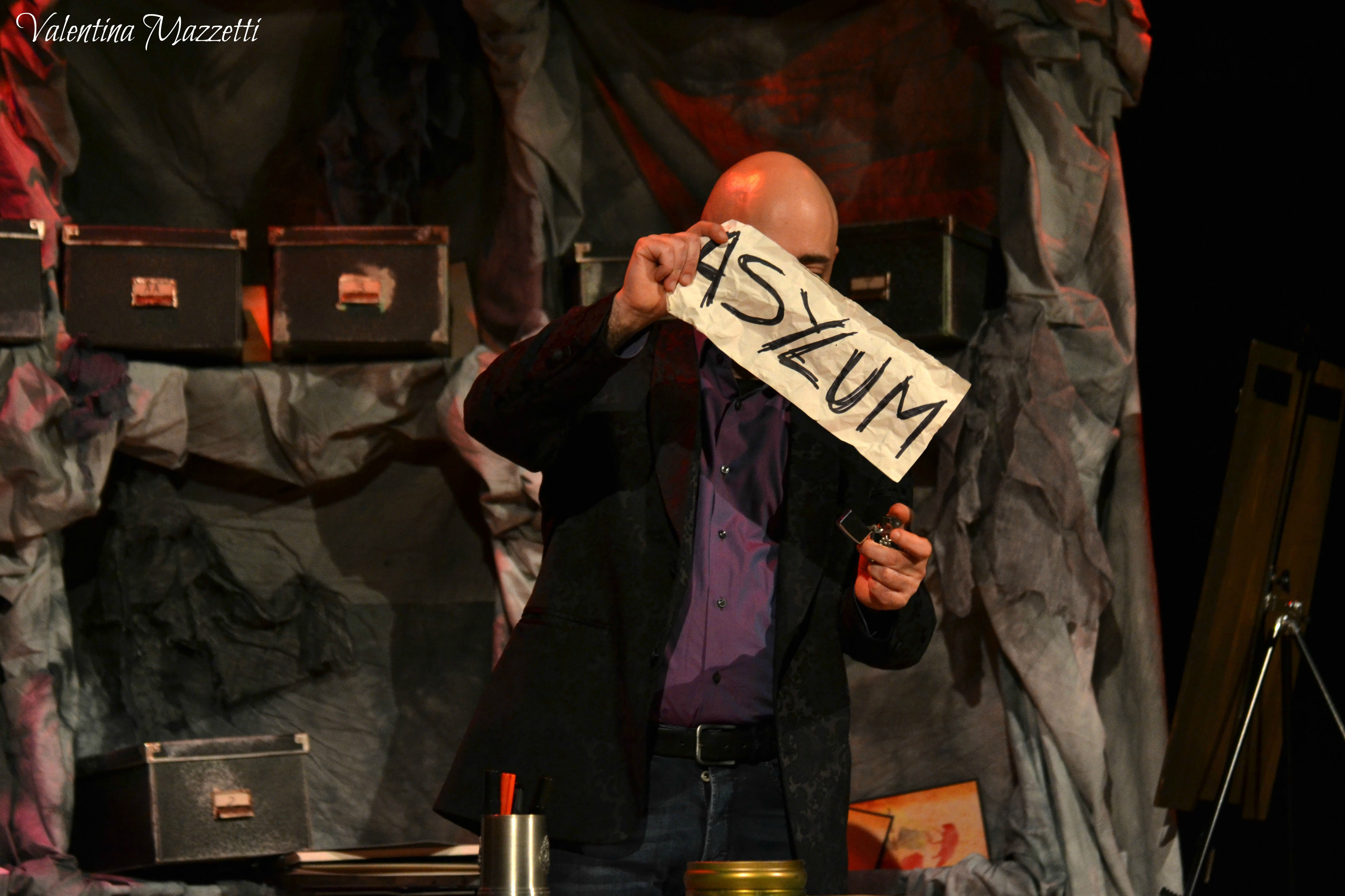 Antonio-Argus_Asylum_Prima_Foto